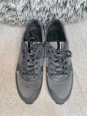 ECCO Danish Design Grey Suede Leather Low Top Comfort Sneakers Size 41 (7-7.5)